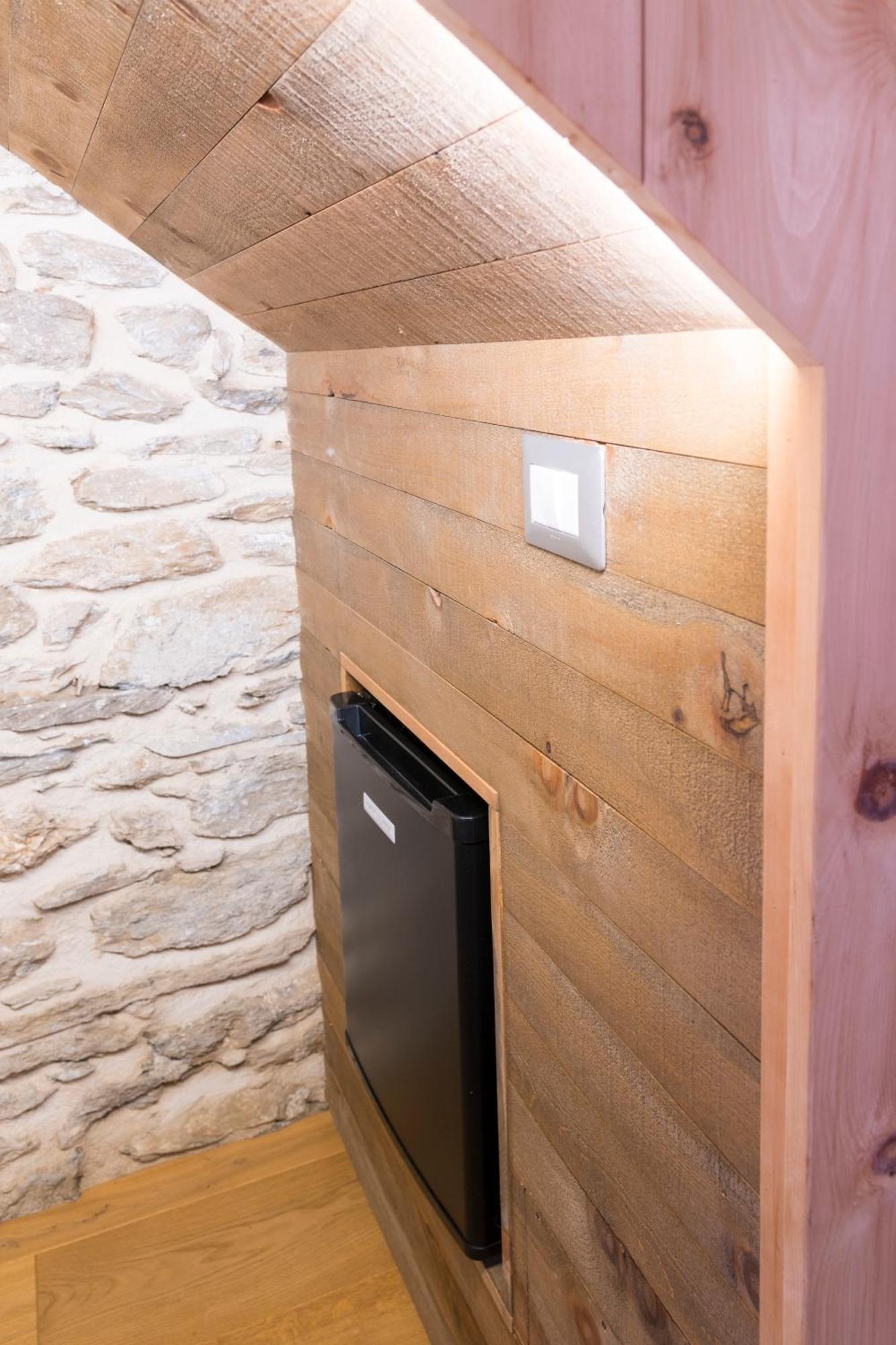 La Placette - Albergo Diffuso E Trattoria Usseaux Exterior photo